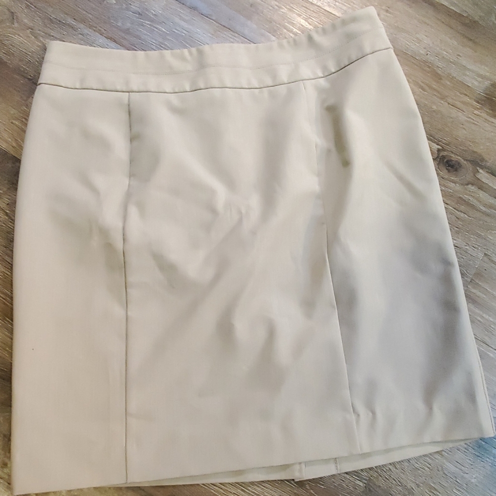 Beige skirt
